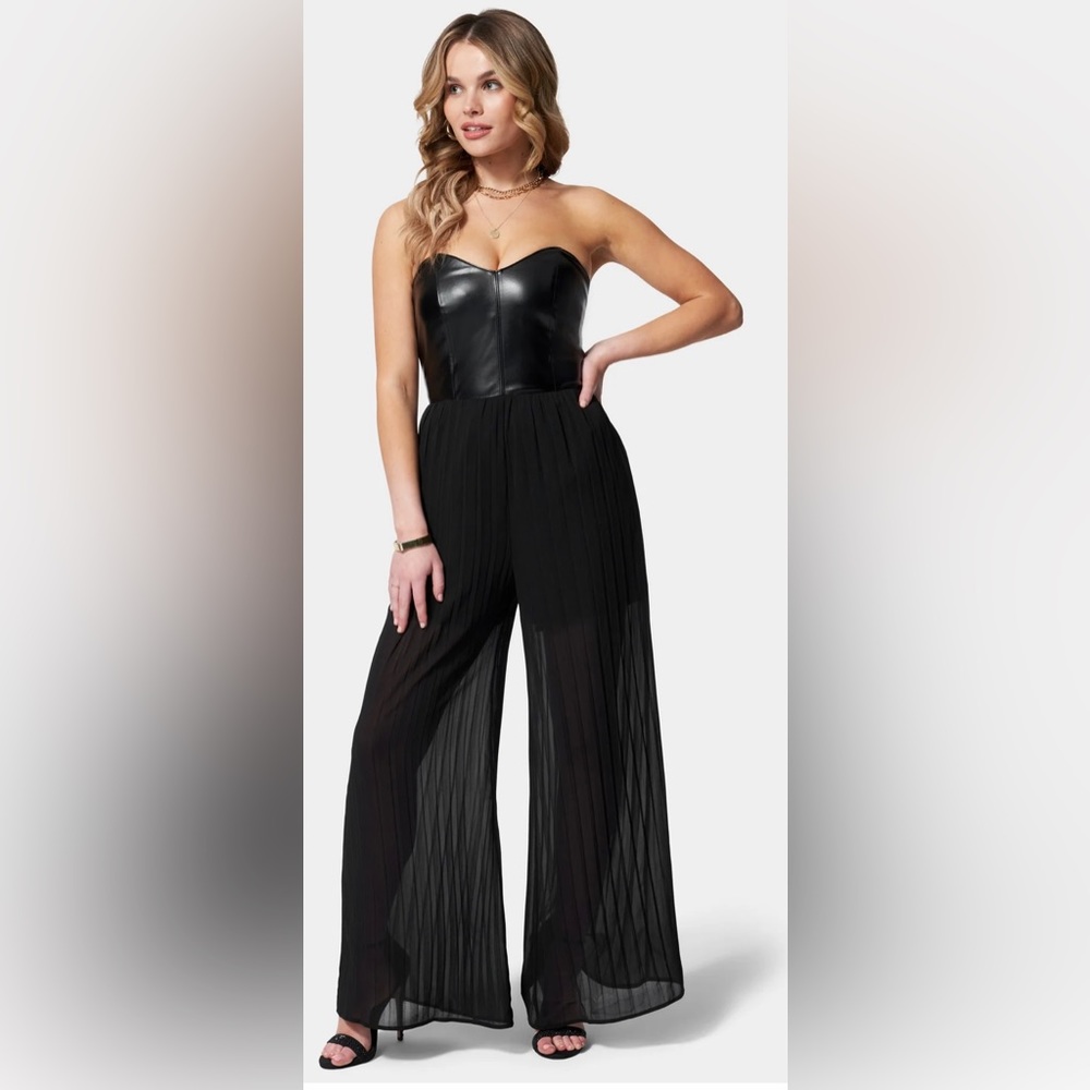 BEBE PLEATED WIDE LEG PANTS SIZE 8